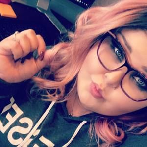 Meet your Posher, Sydnee